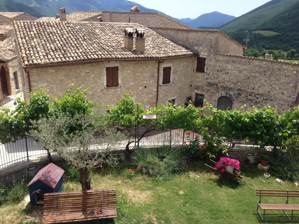 Agriturismo Campagna In Compagnia Vallo di Nera Eksteriør billede